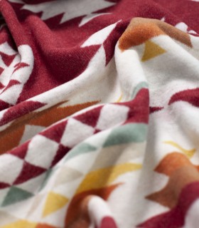 Thick blanket Cusco Burgundy texture detail
