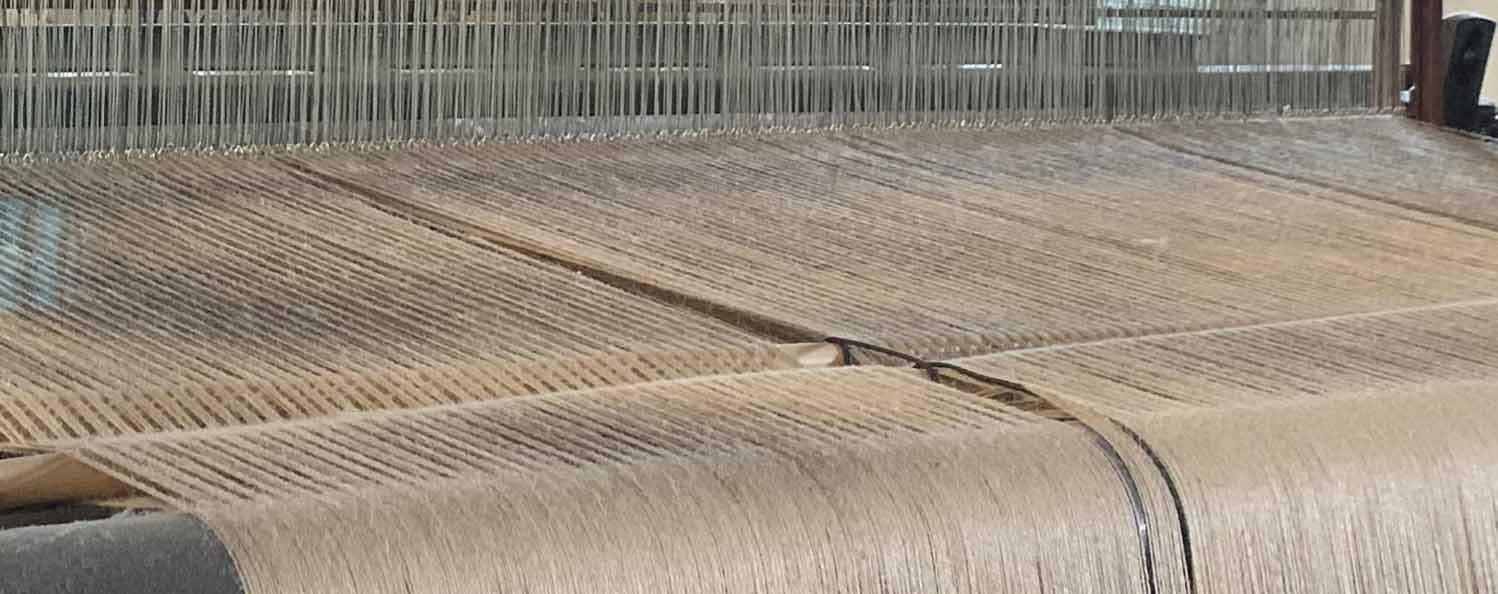 Telar artesanal para la producción sostenible de mantas